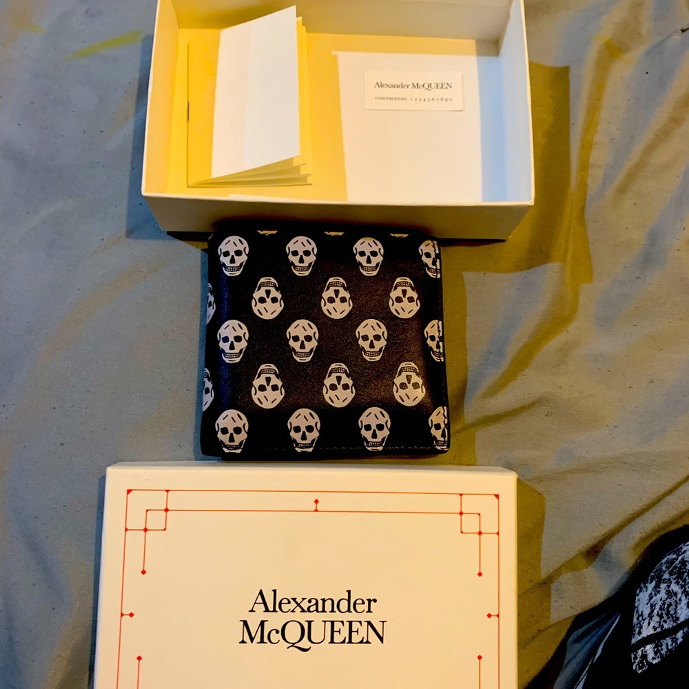 Alexander McQueen Skull Wallet